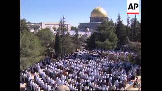 ISRAEL RAMADAN 200000 MUSLIMS ATTEND PRAYERS AT ALAQSA MOSQUE [upl. by Juditha]