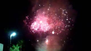 Manhattan Beach Christmas Fireworks 2011 Finale [upl. by Hsirap185]