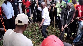 KHALWALE CRIES WHILE KLLING HIS BULL AFTER IT KLLED ITS CARETAKER IN KAKAMEGA [upl. by Akim]