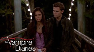 Diários De Um Vampiro 1x1 Elena E Stefan Conversam Dublado HD [upl. by Delaine]