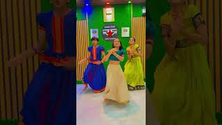 Chimani Mazi udun geli marathi song Dance 🪩💃🏻🕺🏻 dance marathisong trending song viralvideo [upl. by Amalbena]