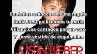 Justin Bieber christmas song Chestnuts Roasting On An Open Fire en español [upl. by Nwahsuq]