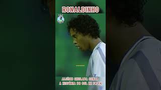 Aloísio e Ronaldinho Cava uma falta que é Gol [upl. by Malvina]