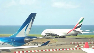 Décollage de l A380 d Emirates  31012014  Ile de la Réunion [upl. by Llenrep]