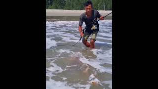 MANCING IKAN BESAR DI LAUT LEPAS [upl. by Tserrof191]