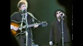 Bob Dylan Knockin On Heavens Door w Van Morrison Birmingham 24061998 [upl. by Aenea]