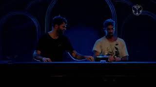 The Chainsmokers  Something Just Like This  Tomorrowland LIVE 2020 [upl. by Lehsreh]