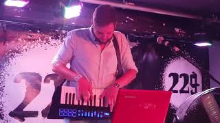 Occams Laser LIVE DEBUT at Retro Future Fest II 28th July 2018 London UK [upl. by Chrisman]