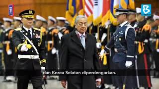 Seoul sambut Dr Mahathir dengan Standing in the Eyes of the World [upl. by Llerret]