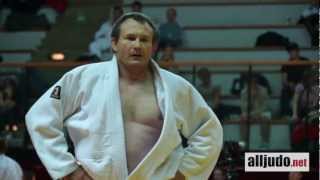 Clip  Coupe de France 3e div  Chpts de France entreprise vétérans et équipes de judo 2012 [upl. by Anividul9]