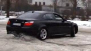 BMW M5 E60 Snow Action Schnee Drift Donut V10 Sound Exhaust Berlin M6 M3 E63 550 545 530 507 PS [upl. by Ybocaj]