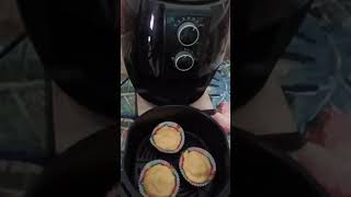 12 min air fryer cupcake 😲 [upl. by Icyaj]