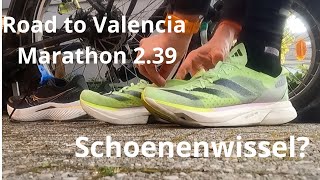 Road to Valencia Marathon 239  Schoenenwissel [upl. by Nahtonoj]