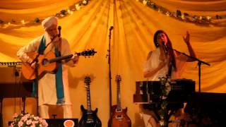 Bhaja Man Mere  The GuruGanesha Band Live in Concert [upl. by Donielle]