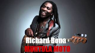 Richard Bona  MUNTULA MOTO [upl. by Llohcin]