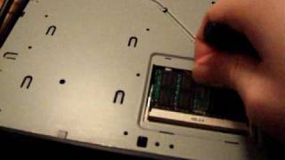 Replacing memory on Asus EEE B202 EEEbox [upl. by Diet]