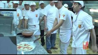 Corso Base  Scuola Italiana Pizzaioli [upl. by Hairahcez]