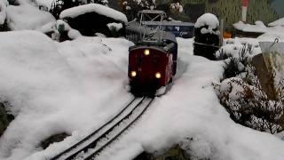 Gartenbahn FurkaBergstrecke Arosaexpress im Winter [upl. by Dorsman]