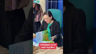 Senator Risa Hontiveros binasa ang librong sinulat ni VP Sara Duterte [upl. by Ahilam]