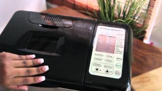 Breadman Ultimate Plus Breadmaker Video Product Review [upl. by Asserak]