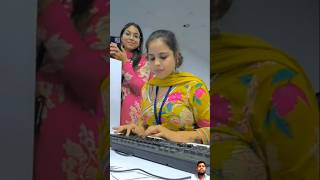 Raat guzari tari gin gin music song hindisong love viralvideo pyar [upl. by Ekaj]