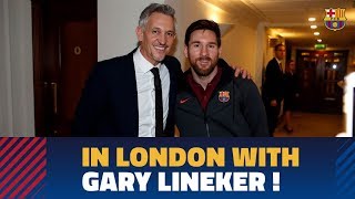 Leo Messi and Luis Suárez meet up with Gary Lineker at the team hotel in London [upl. by Geaghan]