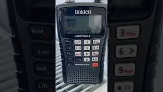 Uniden UBC125XLT  VHFUHF Airband Scanning Air Traffic Control [upl. by Valenba]