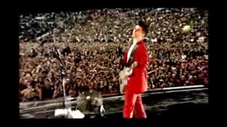 Muse  Knights Of Cydonia Live At Wembley Stadium 2007 [upl. by Eliath436]