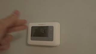 Honeywell Thermostat Not Working After Replacing BatteriesTry These Fixes FirstTutorial [upl. by Ohare]