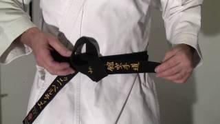 Comment bien attacher sa ceinture de Karaté Shotokan [upl. by Frentz]