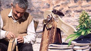 ALPARGATAS DE CÁÑAMO Confección artesanal de este CALZADO con fibras naturales y técnicas de antaño [upl. by Hareemas]