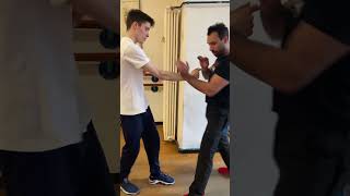 Wing Chun Lezione in palestra basic level chinesemartialarts martialarts selfdefense wingtsun [upl. by Hsekin]