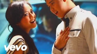 Gita Gutawa Derby Romero  Cinta Takkan Salah Video Clip [upl. by Gibrian]