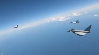 Eurofighter fangen russische Militärflugzeuge im Baltikum ab [upl. by Nnyloj]