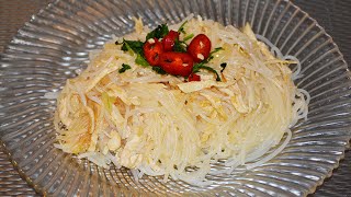 HD Aziatische kipsalade eigen recept  Lez Cook [upl. by Kneeland830]