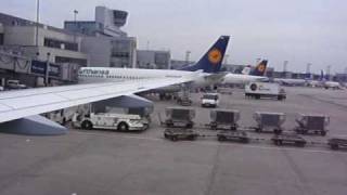 Lufthansa Pushback amp Startansage Kapitän amp Purserette [upl. by Ytisahcal]