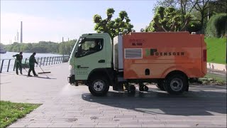 Balayeuse Brock SL 140  Street Sweeper Road Sweeper Street Cleaner Kehrmaschine [upl. by Htyderem4]