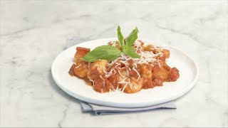 Homemade Gnocchi in Tomato Basil Sauce  نوكي الايطالي بصلصة الطماطم والريحان [upl. by Sida]