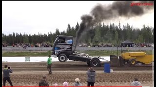 Kooste Tractortruck pulling SMosakilpailu Lievestuore 972022 [upl. by Ridglea244]