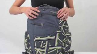 Dakine Zenith Girls Rucksack mit Laptopfach NEW [upl. by Myrtie972]