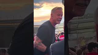 JAMES HETFIELD JOKING WITH SECURITY GUARD LIVE 2023 METALLICA shorts [upl. by Cecilla187]