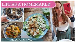 LIFE AS A HOMEMAKER  What I Eat In A Day [upl. by Rock736]