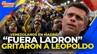 VENEZOLANOS EN MADRID quotFUERA LADRONquot LE GRITABAN A LEOPOLDO LÓPEZ [upl. by Farrison]