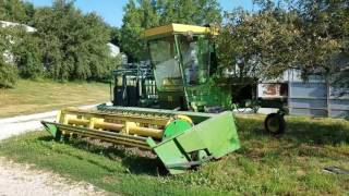 John Deere 2250 windrower [upl. by Kirbee]