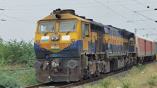 06181 कोयम्बत्तूर  भगत की कोठी स्पेशल ट्रेन सावधानी बरतकर पर्वत की ढलान से नीचे उतरी। [upl. by Ymmit]