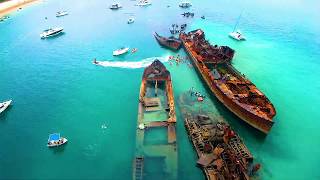 Transparent Kayaking on Moreton Island Queensland Australia [upl. by Oiramel]