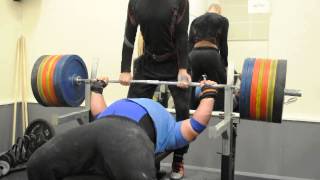 301 kilo RAW BENCHPRESS [upl. by Aldas501]