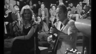 Giovanna Nocetti e Carlo Loffredo da ADESSO MUSICA 1974 [upl. by Atirb]