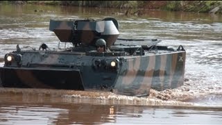 Blindado M113  Flutuação  Exército Brasileiro  FullHD [upl. by Nnayd130]