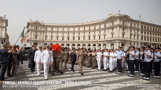 Funerali Gen Claudio Graziano entra il feretro [upl. by Fosque]